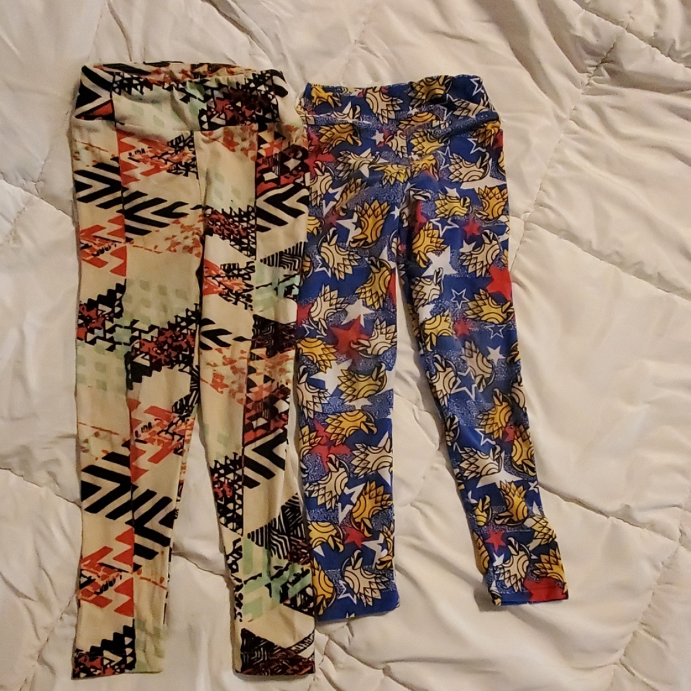 Pair of lularoe leggings